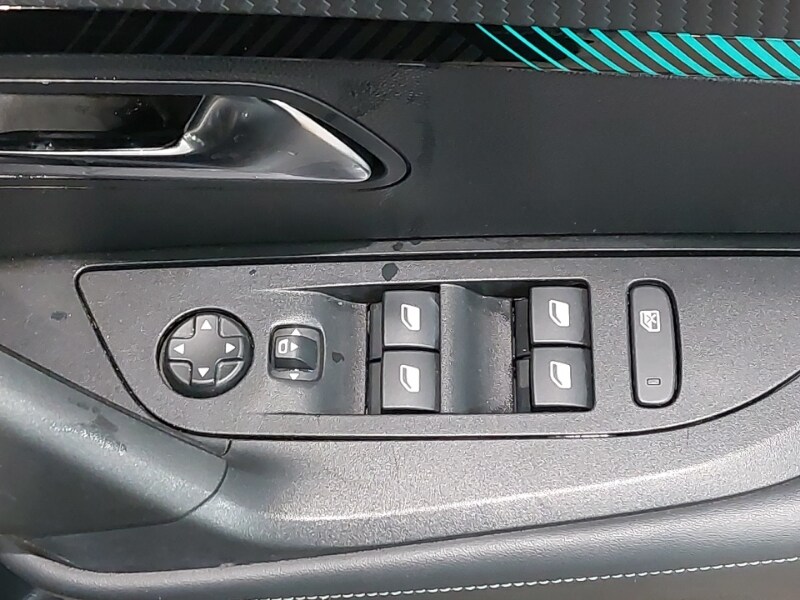 Used Peugeot 2008 2022 for sale - 78147270: Photo 11