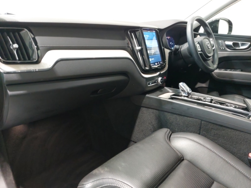 Used Volvo XC60 2022 for sale - 76456133: Photo 5