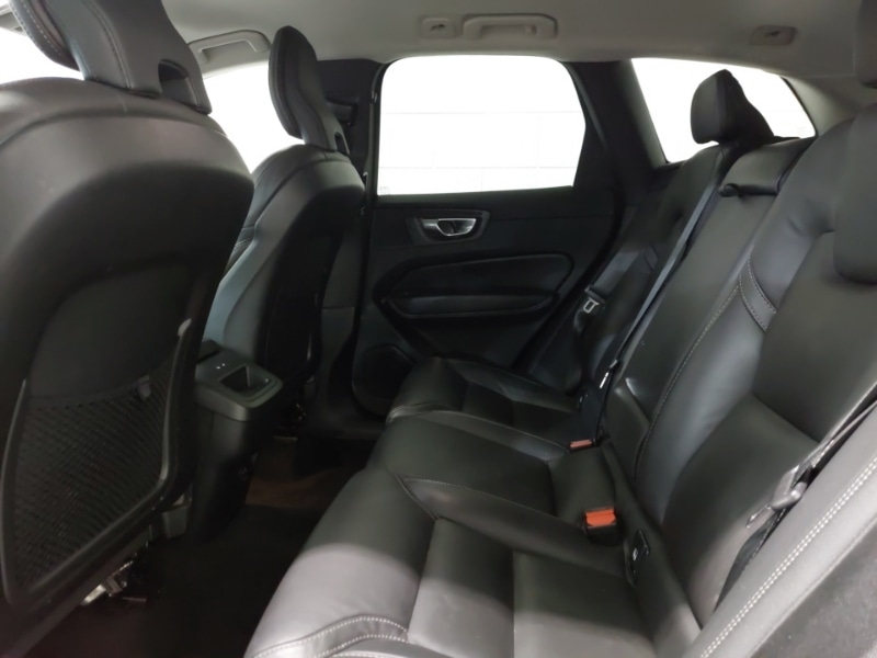 Used Volvo XC60 2022 for sale - 76456133: Photo 6