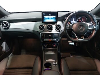 Used Mercedes-Benz GLA 2019 for sale - 75633589: Photo