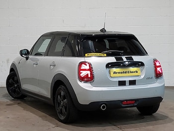 Used MINI Hatch 2019 for sale - 77556164: Photo