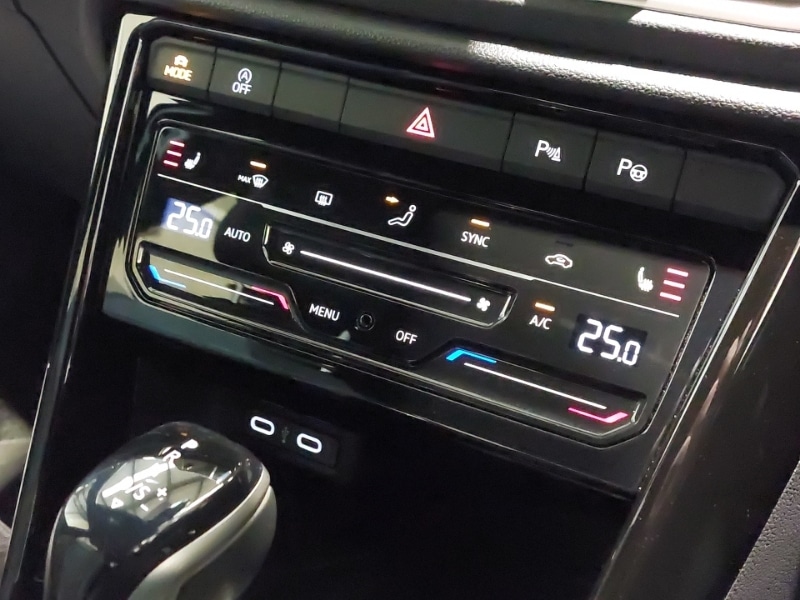 Used Volkswagen T-Roc 2025 for sale - 76947270: Photo 19