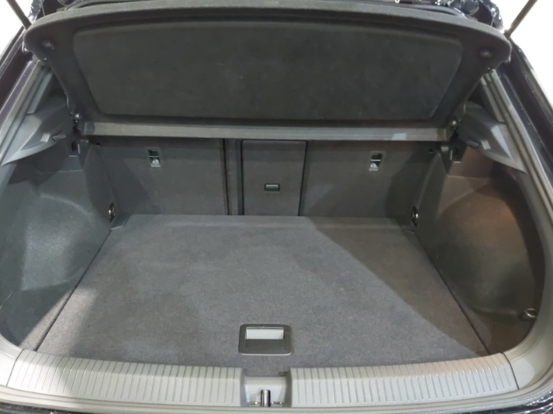 Used Volkswagen T-Roc 2025 for sale - 76947270: Photo 8