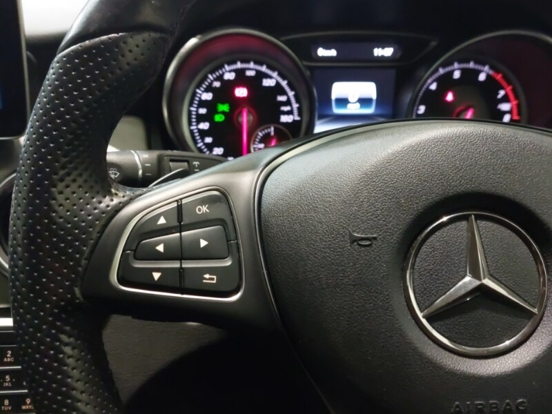 Used Mercedes-Benz GLA 2018 for sale - 77623941: Photo 14