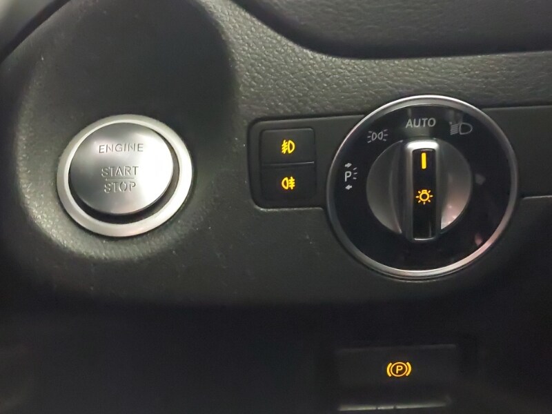 Used Mercedes-Benz GLA 2018 for sale - 77623941: Photo 17