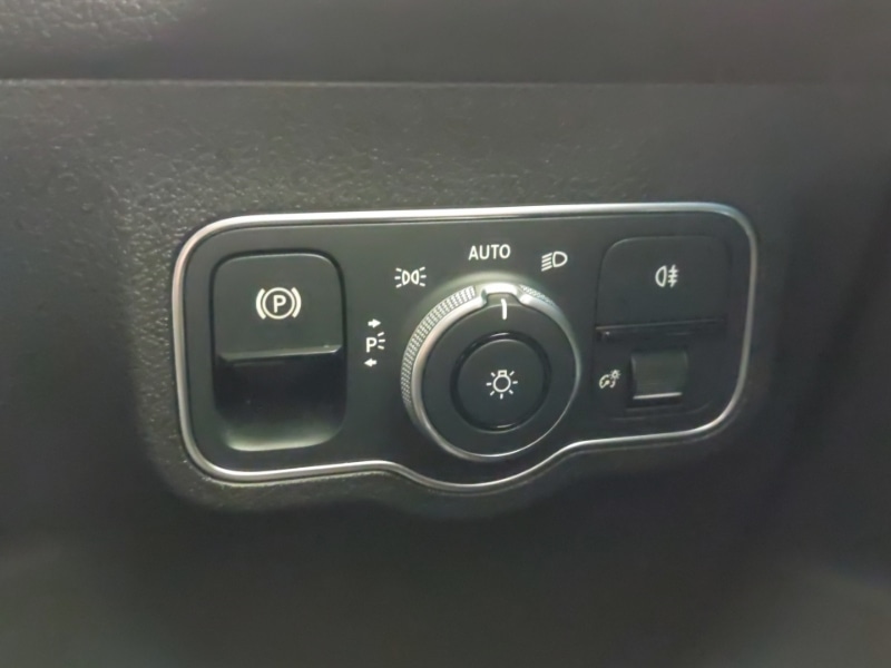 Used Mercedes-Benz EQB 2022 for sale - 76842738: Photo 19