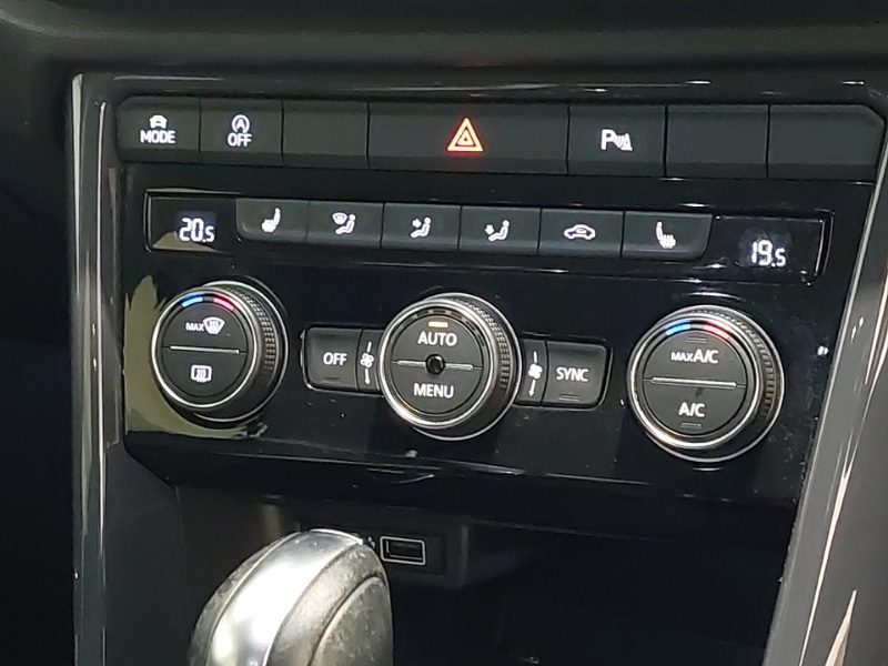 Used Volkswagen T-Roc 2020 for sale - 77816875: Photo 15