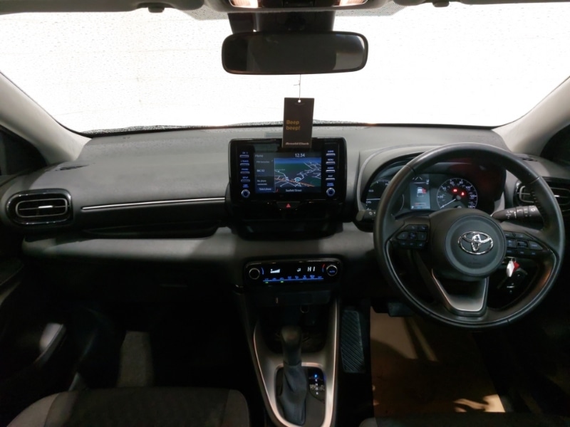 Used Toyota Yaris 2023 for sale - 76150694: Photo 2