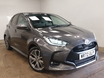 Used Toyota Yaris 2022 for sale - 75675110: Photo