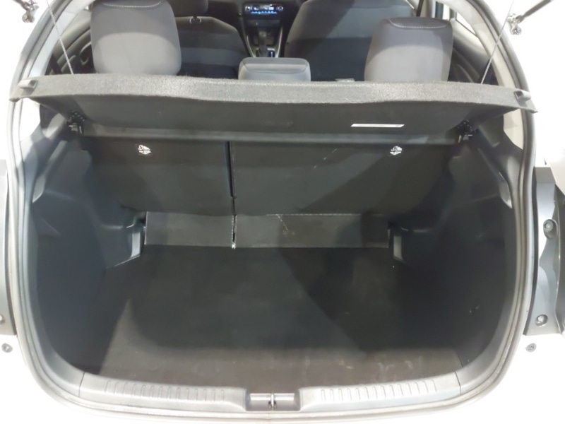 Used Toyota Yaris 2022 for sale - 76431690: Photo 8