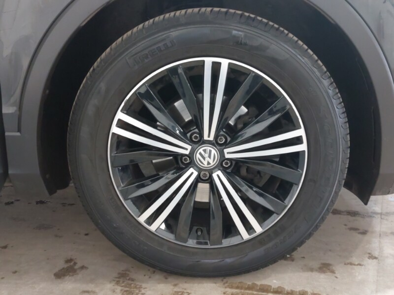 Used Volkswagen Tiguan 2018 for sale - 78112971: Photo 15