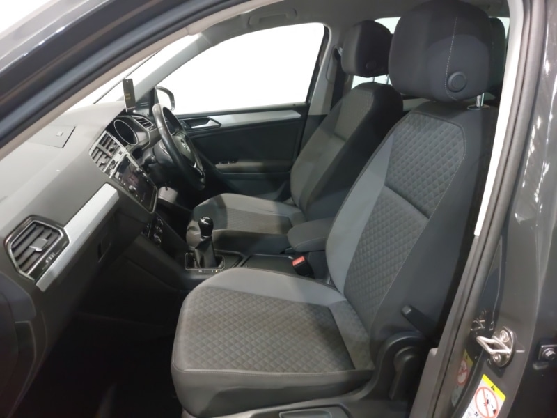 Used Volkswagen Tiguan 2018 for sale - 78112971: Photo 5