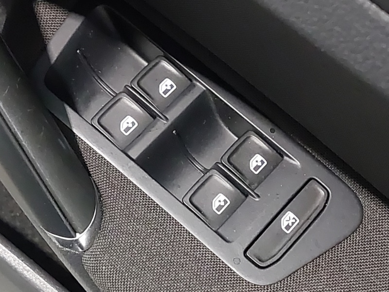 Used Volkswagen Golf 2016 for sale - 76456132: Photo 14