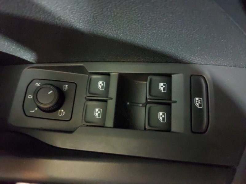 Used Volkswagen T-Cross 2024 for sale - 77066081: Photo 15