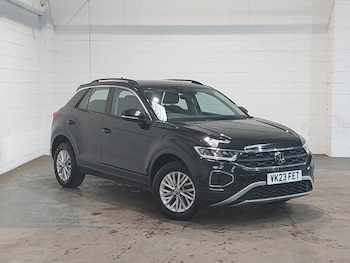Used Volkswagen T-Roc 2023 for sale - 79033400: Photo