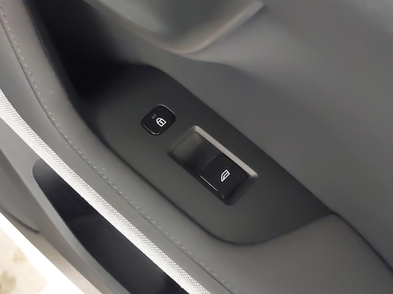 Used Polestar Polestar 2 2023 for sale - 76294029: Photo 15