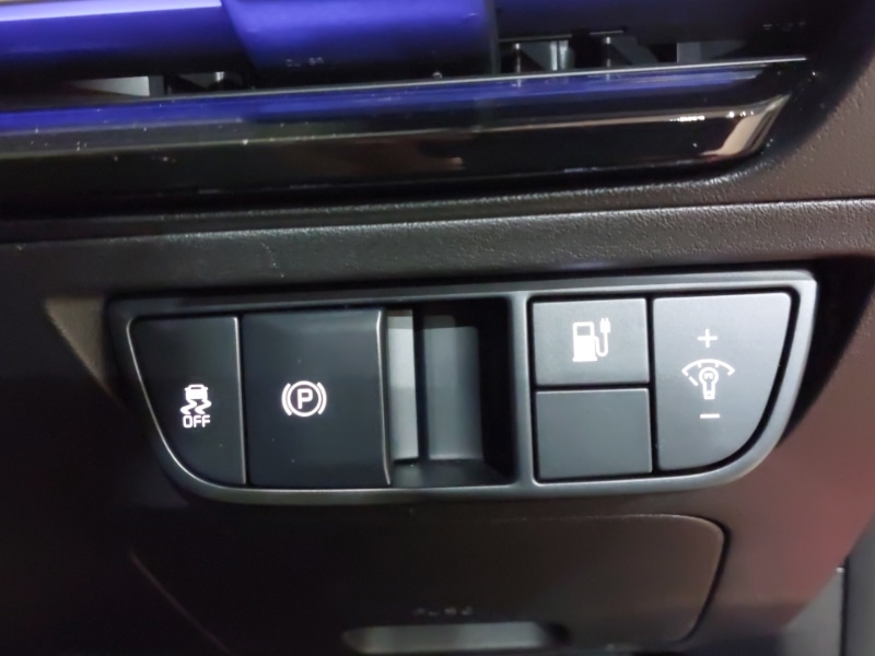 Used Kia EV6 2024 for sale - 77115140: Photo 11