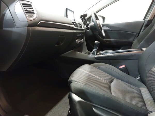 Used Mazda Mazda3 2017 for sale - 76226059: Photo 5