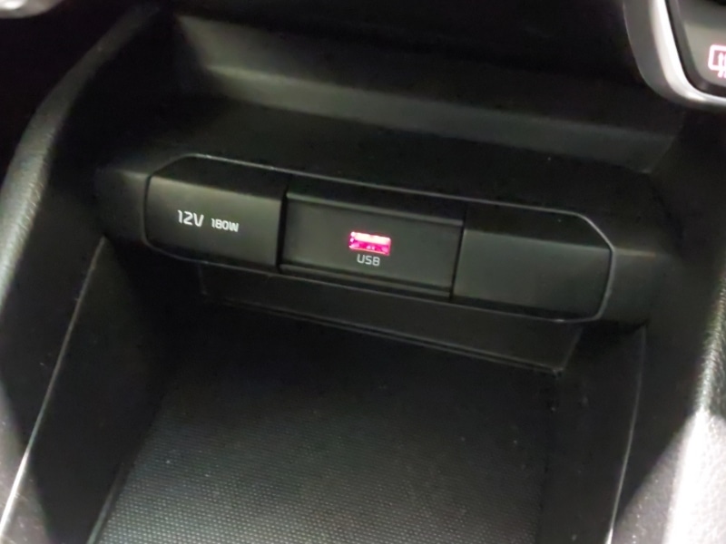 Used Kia Stonic 2023 for sale - 77252315: Photo 18