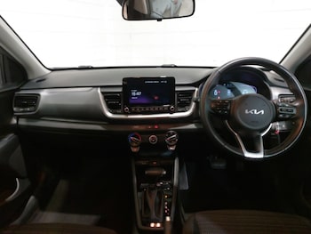 Used Kia Stonic 2025 for sale - 79106038: Photo