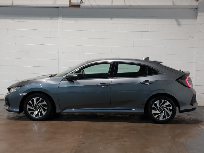 Used Honda Civic 2020 for sale - 76964194: Photo 4