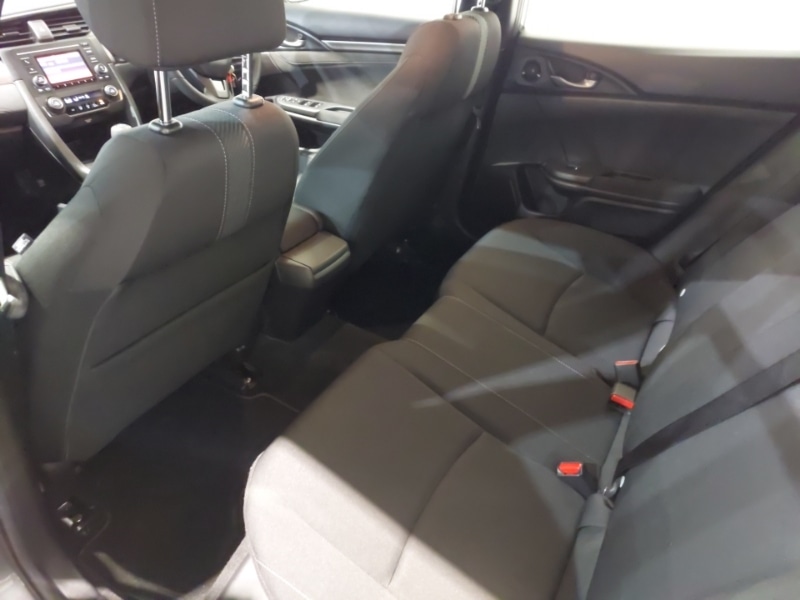 Used Honda Civic 2020 for sale - 76964194: Photo 6