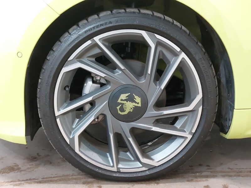 Used Abarth 500 2023 for sale - 76639182: Photo 13