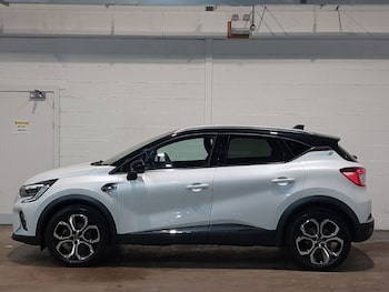 Used Renault Captur 2021 for sale - 77034750: Photo