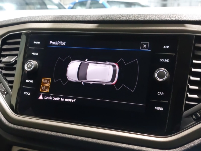 Used Volkswagen T-Roc 2020 for sale - 76880411: Photo 16