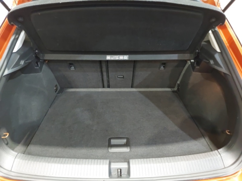 Used Volkswagen T-Roc 2020 for sale - 76880411: Photo 8