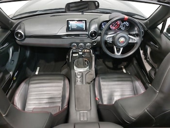 Used Abarth 124 Spider 2018 for sale - 78693028: Photo