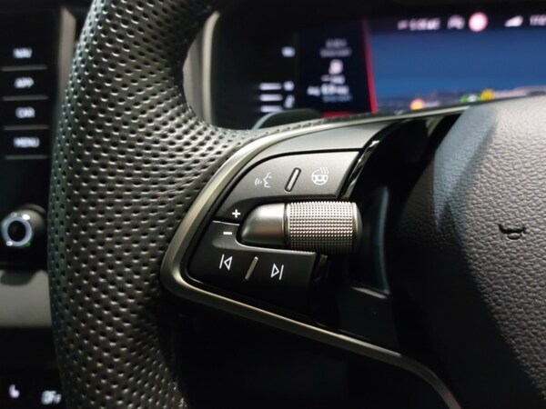Used Skoda Karoq 2025 for sale - 76134755: Photo 14