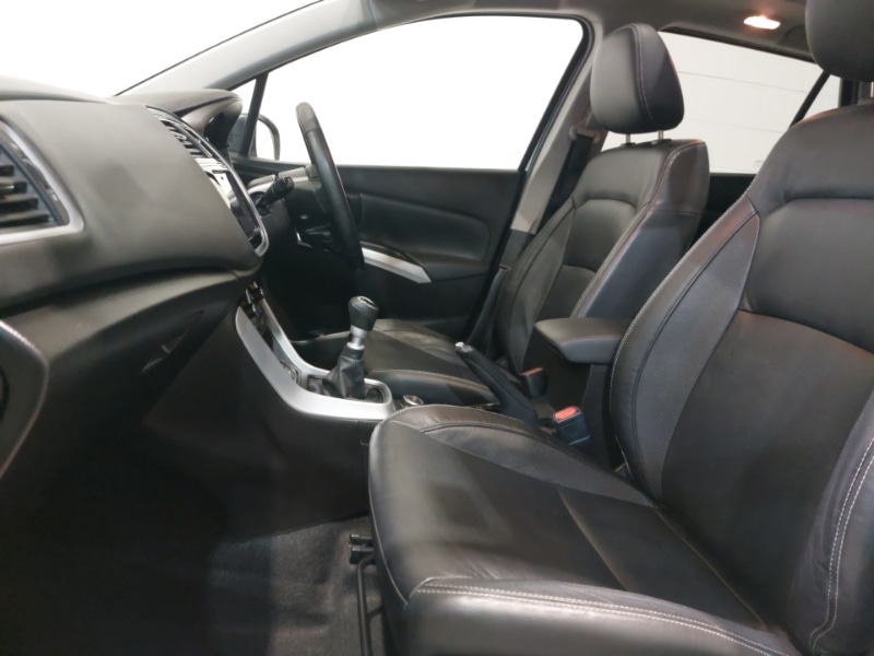 Used Suzuki SX4 S-Cross 2017 for sale - 77189941: Photo 5