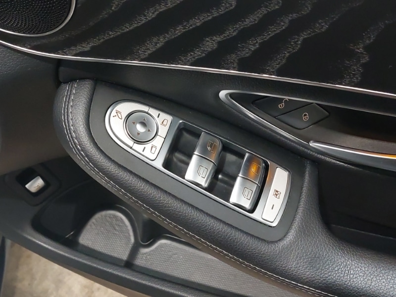 Used Mercedes-Benz C Class 2018 for sale - 76390477: Photo 12