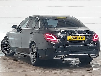 Used Mercedes-Benz C Class 2018 for sale - 76390477: Photo