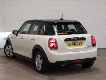 Used MINI Hatch 2019 for sale - 74877643: Photo