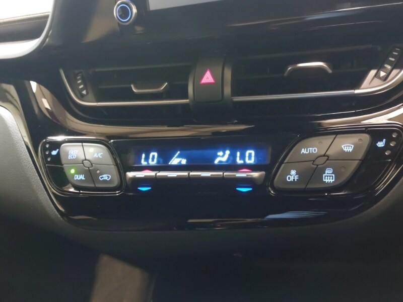 Used Toyota C-HR 2020 for sale - 78178445: Photo 19