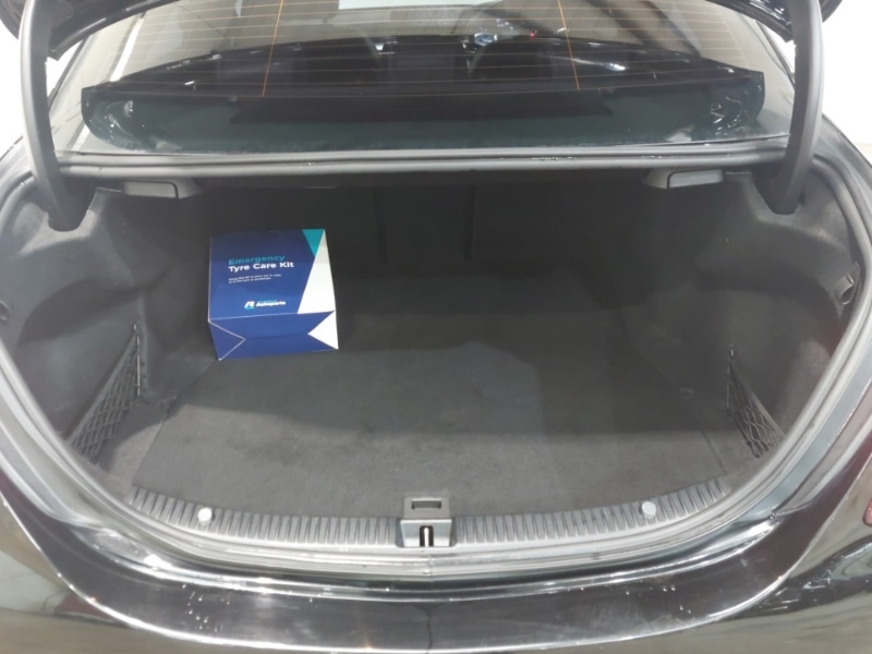 Used Mercedes-Benz C Class 2018 for sale - 76484119: Photo 8