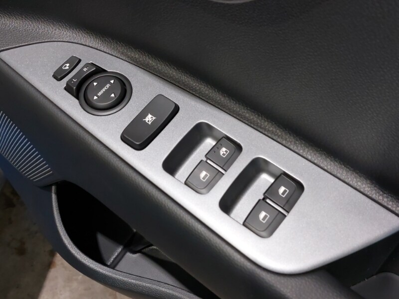 Used Kia Stonic 2025 for sale - 76213375: Photo 11
