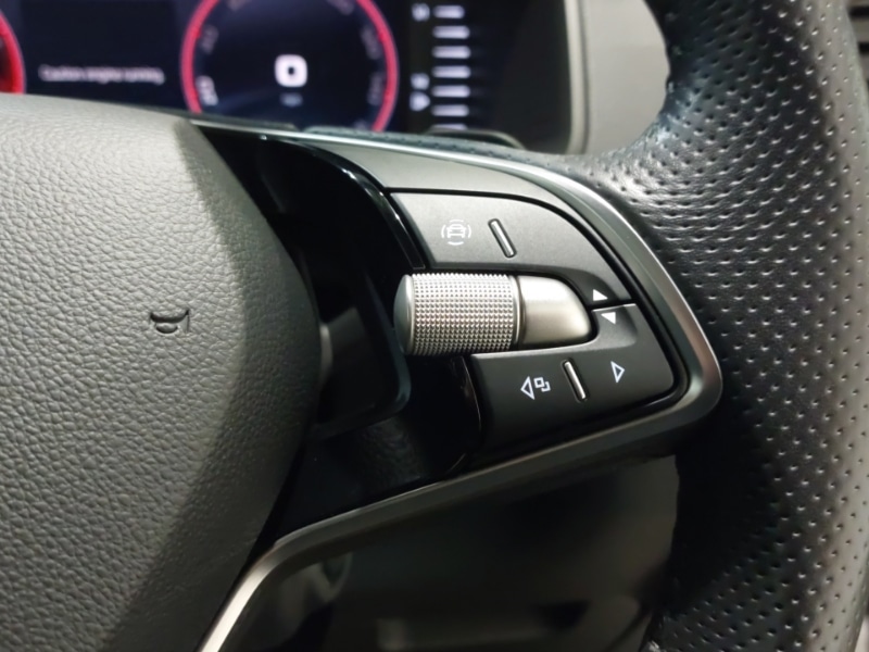 Used Skoda Karoq 2024 for sale - 76392990: Photo 14