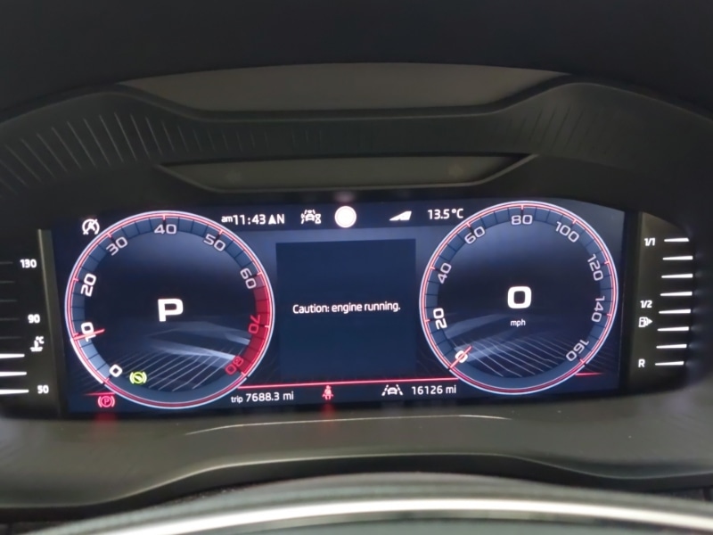 Used Skoda Karoq 2024 for sale - 76392990: Photo 17