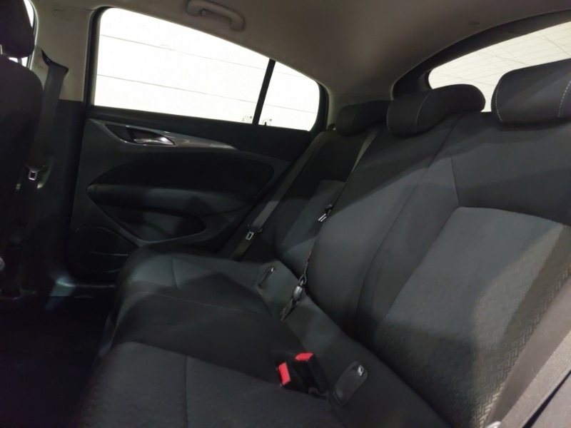 Used Vauxhall Insignia 2018 for sale - 77189938: Photo 6