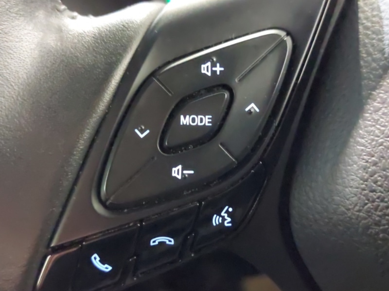 Used Toyota C-HR 2021 for sale - 76880385: Photo 16