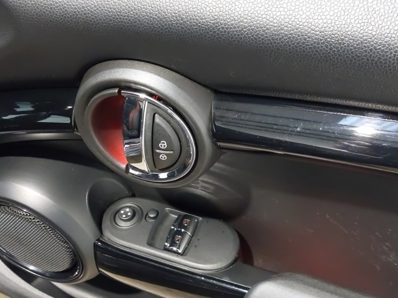 Used MINI Hatch 2018 for sale - 77223457: Photo 13