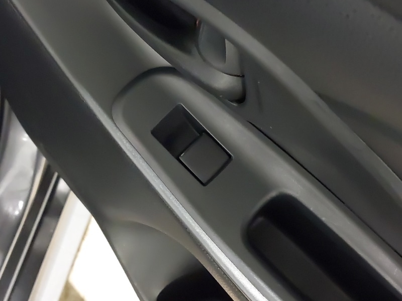 Used Mazda Mazda2 HYBRID 2024 for sale - 76548905: Photo 15