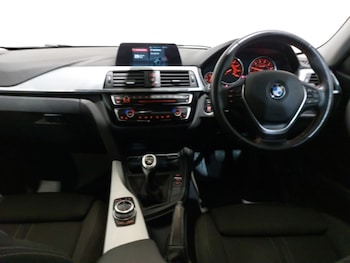 Used BMW 3 Series 2018 for sale - 77405493: Photo