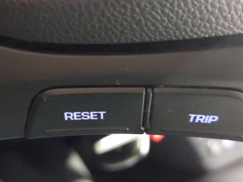 Used Hyundai i10 2016 for sale - 76614076: Photo 19