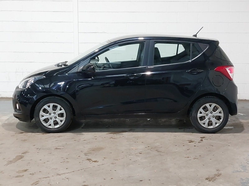 Used Hyundai i10 2016 for sale - 76614076: Photo 4