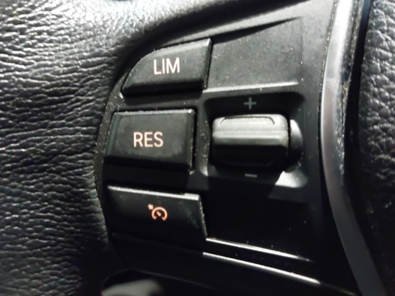 Used BMW 3 Series 2018 for sale - 77610872: Photo 15