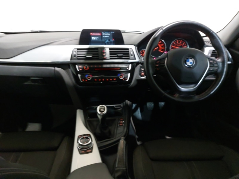 Used BMW 3 Series 2018 for sale - 77610872: Photo 2